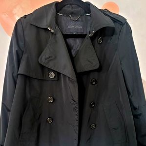 Banana Republic Clara Short Rain Trench-Black